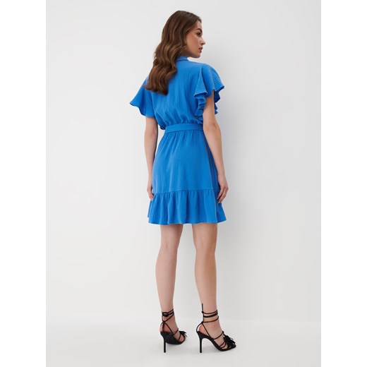 Mohito - Niebieska koszulowa sukienka mini z muślinu - Niebieski Mohito 38 Mohito