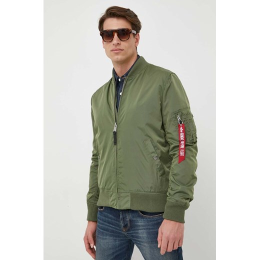 Alpha Industries kurtka bomber MA-1 TT męski kolor zielony przejściowa 191103.01 ze sklepu ANSWEAR.com w kategorii Kurtki męskie - zdjęcie 156099591