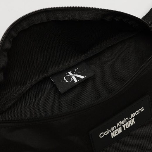 CALVIN KLEIN TOREBKA SPORT ESSENTIALS WAISTBAG38 Calvin Klein ONE SIZE Symbiosis okazja