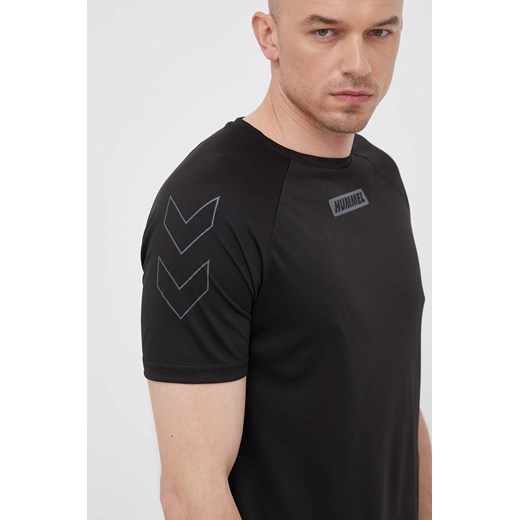 Hummel t-shirt treningowy hmlTE TOPAZ T-SHIRT kolor czarny z nadrukiem 213475 ze sklepu ANSWEAR.com w kategorii T-shirty męskie - zdjęcie 156193130