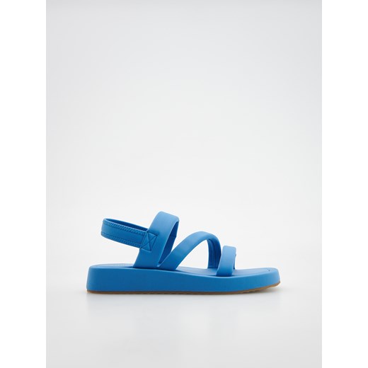 Sandały damskie Reserved na lato płaskie bez zapięcia casual bez obcasa 