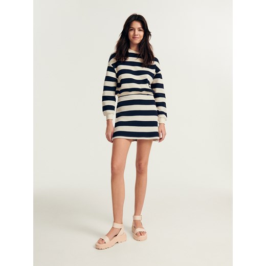 Reserved - Trapezowa spódnica - granatowy ze sklepu Reserved w kategorii Spódnice - zdjęcie 156720251