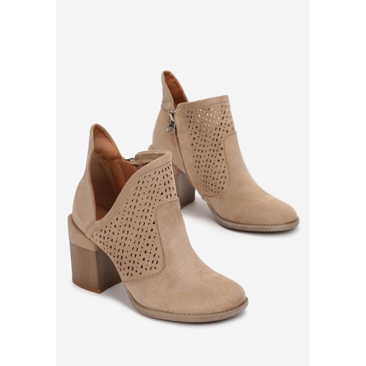 Botki Born2be z zamkiem 