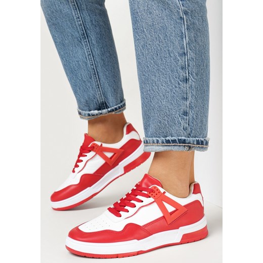Buty sportowe damskie Born2be sneakersy na płaskiej podeszwie sznurowane
