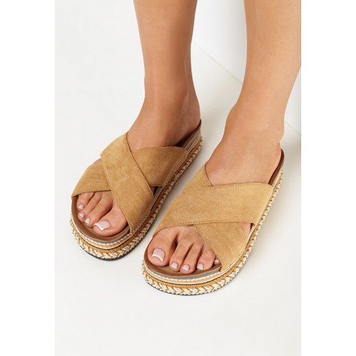 Klapki damskie Born2be bez zapięcia 