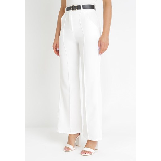 Białe Spodnie z Wysokim Stanem i Paskiem z Imitacji Skóry Pat ze sklepu Born2be Odzież w kategorii Spodnie damskie - zdjęcie 156880394