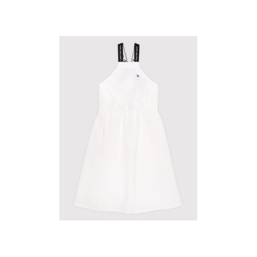 Calvin Klein Jeans Sukienka letnia Logo Tape Strap IG0IG01409 Biały Regular Fit 14Y okazja MODIVO