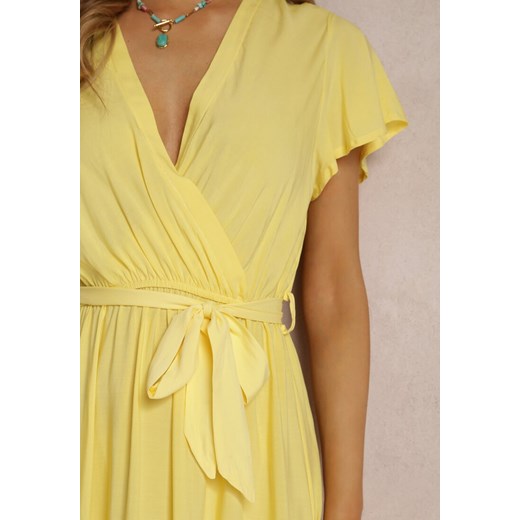 Sukienka Renee trapezowa elegancka maxi w serek z krótkim rękawem