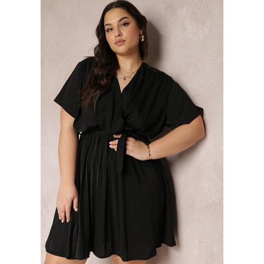 Czarna Sukienka z Gumką w Pasie i Kopertowym Dekoltem Azrah Renee 2XL promocyjna cena Renee odzież