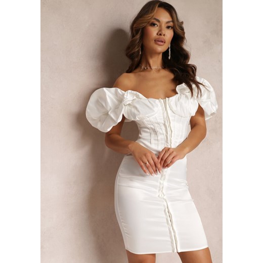 Biała Dopasowana Sukienka Satynowa z Bufiastym Rękawem Clarimond ze sklepu Renee odzież w kategorii Sukienki - zdjęcie 157103632