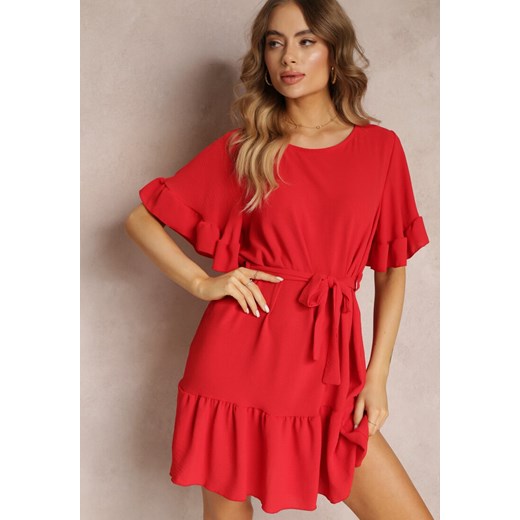 Czerwona Rozkloszowana Sukienka z Falbankami i Wiązanym Paskiem Aurya ze sklepu Renee odzież w kategorii Sukienki - zdjęcie 157103844