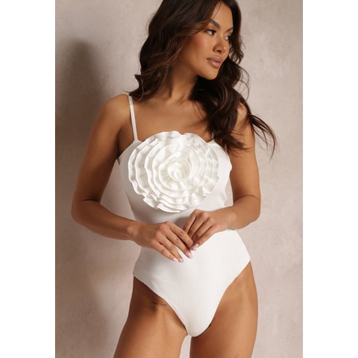 Białe Body na Ramiączkach z Regulacją i Ozdobnym Kwiatem Roria ze sklepu Renee odzież w kategorii Bluzki damskie - zdjęcie 157109323