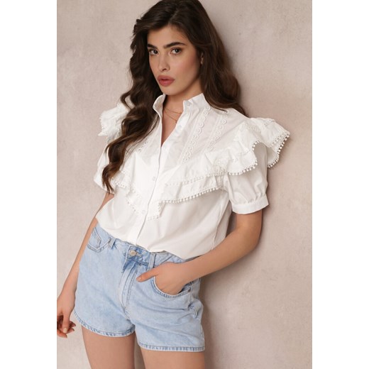 Biała Koronkowa Koszula z Krótkim Rękawem i Falbankami z Przodu Audrea ze sklepu Renee odzież w kategorii Koszule damskie - zdjęcie 157112862