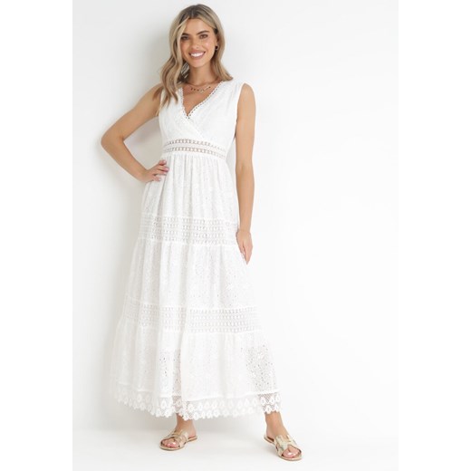 Biała Koronkowa Sukienka Maxi z Kopertowym Dekoltem i Wiązaniem na Plecach Hossia ze sklepu Born2be Odzież w kategorii Sukienki - zdjęcie 157120664