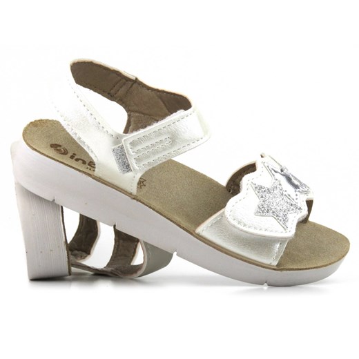 Sandały dziewczęce na rzepy - Inblu CJ-21, białe ze sklepu ulubioneobuwie w kategorii Sandały dziecięce - zdjęcie 157267373