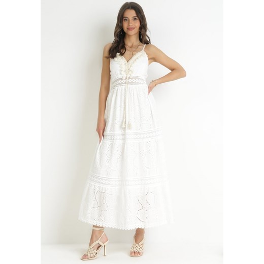 Biała Haftowana Sukienka Maxi na Ramiączkach z Muszelkami przy Dekolcie Sonendal ze sklepu Born2be Odzież w kategorii Sukienki - zdjęcie 157297700