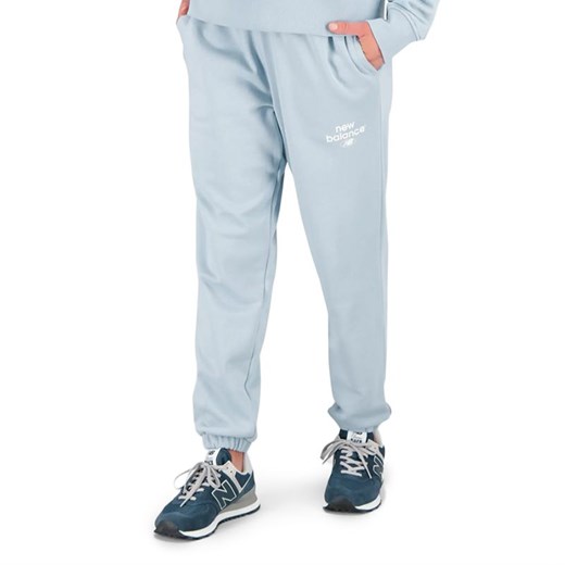 Spodnie New Balance WP31508LAY - niebieskie ze sklepu streetstyle24.pl w kategorii Spodnie damskie - zdjęcie 157461284