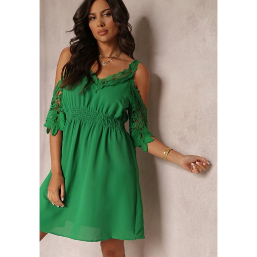 Zielona Rozkloszowana Sukienka Mini z Gumką w Talii i Hiszpańskimi Rękawami z Koronką Carolta ze sklepu Renee odzież w kategorii Sukienki - zdjęcie 157473484