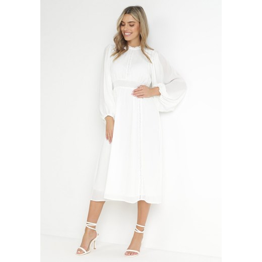 Biała Elegancka Sukienka Midi z Gumkami w Pasie i Ażurowymi Wstawkami Rouxia ze sklepu Born2be Odzież w kategorii Sukienki - zdjęcie 157488493