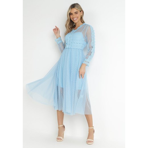 Niebieska Tiulowa Sukienka Maxi z Koronkowymi Tasiemkami i Długimi Rękawami S promocja Born2be Odzież