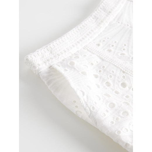 Reserved - Szorty z ażurowym haftem - Biały Reserved M Reserved