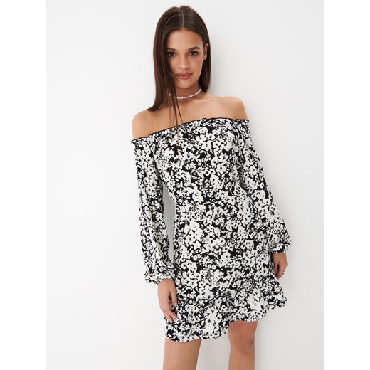 Mohito - Sukienka mini hiszpanka - biały ze sklepu Mohito w kategorii Sukienki - zdjęcie 157511393