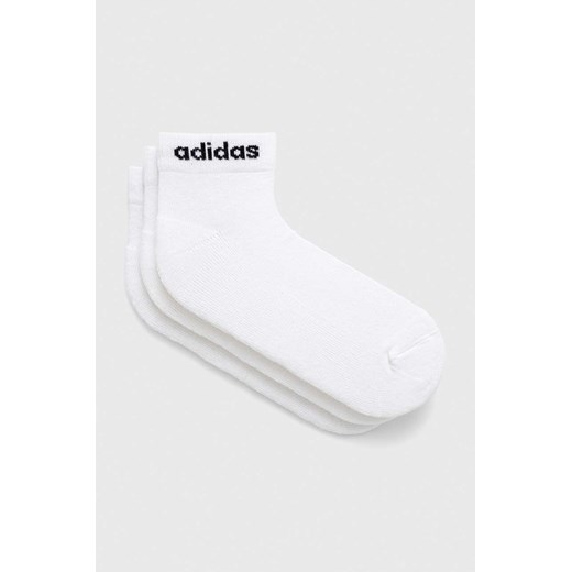 adidas skarpetki 3-pack Essentials kolor biały HT3457 ze sklepu ANSWEAR.com w kategorii Skarpetki damskie - zdjęcie 157529104