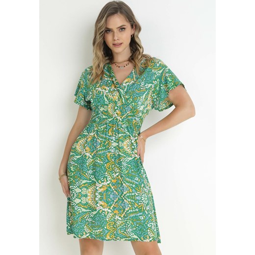 Zielona Sukienka z Wiskozy w Abstrakcyjny Wzór z Gumką w Pasie Nilkasa ze sklepu Born2be Odzież w kategorii Sukienki - zdjęcie 157540870