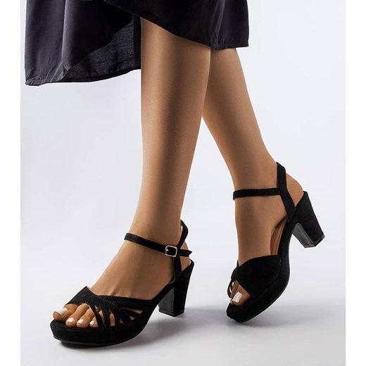Sandały damskie na obcasie czarne z klamrą eleganckie 