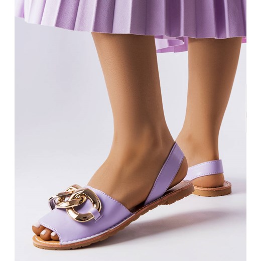 Fioletowe sandały zdobione łańcuchem Germaine ze sklepu gemre w kategorii Sandały damskie - zdjęcie 157574022