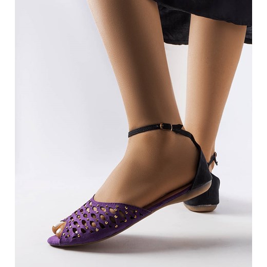 Fioletowe ażurowe sandały z cyrkoniami Avice ze sklepu gemre w kategorii Sandały damskie - zdjęcie 157575111
