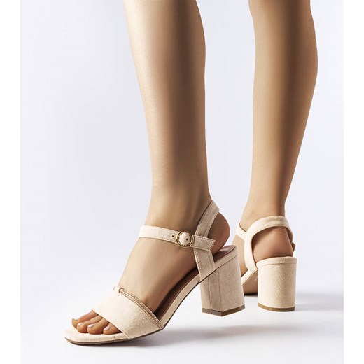 Beżowe sandały na słupku z cyrkoniami Carolos ze sklepu gemre w kategorii Sandały damskie - zdjęcie 157578080