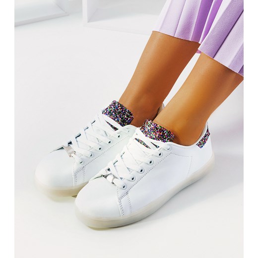 Białe sneakersy z ledami Alfaro ze sklepu gemre w kategorii Trampki damskie - zdjęcie 157582530