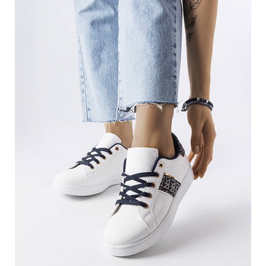 Białe sneakersy ze zdobioną cholewką Sauriol ze sklepu gemre w kategorii Buty sportowe damskie - zdjęcie 157643172