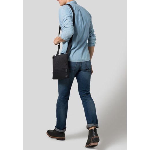 Calvin Klein Jeans TOM Torba na ramię black zalando bialy materiałowe