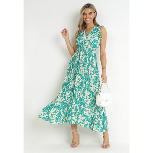 Zielona Sukienka Plisowana z Kopertowym Dekoltem Zinnore ze sklepu Born2be Odzież w kategorii Sukienki - zdjęcie 158045082