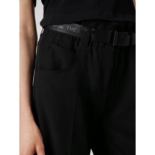 Spodnie w stylu Marleny Dietrich z paskiem model ‘Charlotte’ Cambio 40 Peek&Cloppenburg 