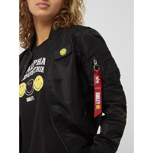 Bomberka z kieszenią na rękawie — Alpha Industries-Smiley® x P&C — wyłącznie w Alpha Industries XS Peek&Cloppenburg