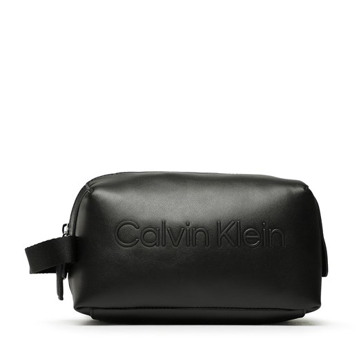 Kosmetyczka Calvin Klein Ck Set Washbag K50K509990 BAX Calvin Klein one size eobuwie.pl okazja