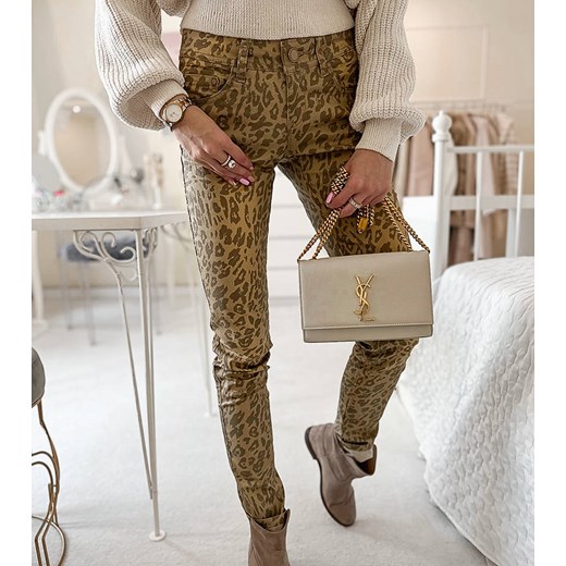 Beżowe spodnie slim w panterkę Viens ze sklepu gemre w kategorii Spodnie damskie - zdjęcie 159131340