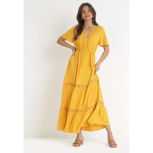 Żółta Sukienka Selphie ze sklepu Born2be Odzież w kategorii Sukienki - zdjęcie 159160930