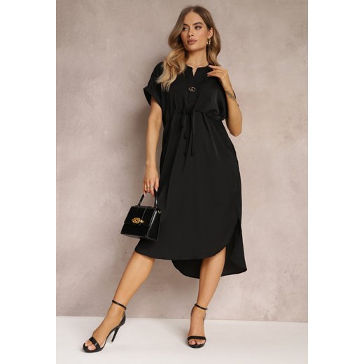 Czarna Pudełkowa Sukienka Oversize Ozdobiona Guzikiem Tiaka ze sklepu Renee odzież w kategorii Sukienki - zdjęcie 159161042
