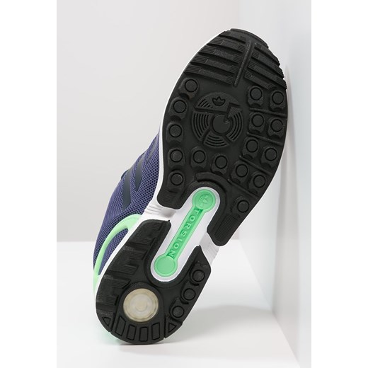 adidas Originals ZX FLUX  Tenisówki i Trampki collegiate navy/light fluo green zalando czarny okrągłe