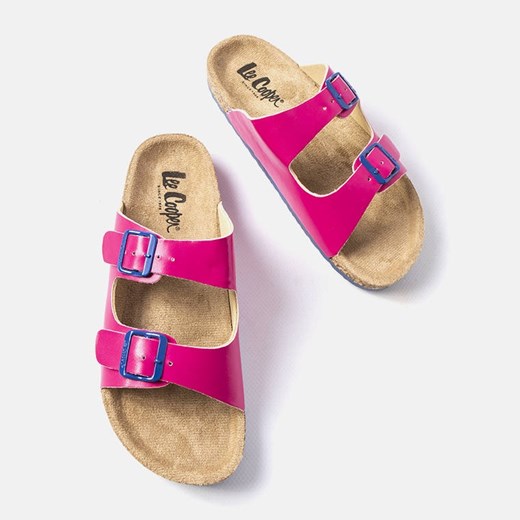 Różowe korkowe klapki z klamerkami Lee Cooper LCW-22-35-1186K Lee Cooper 35 ButyModne.pl