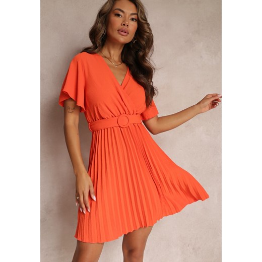 Pomarańczowa Sukienka Plisowana z Paskiem i Kopertowym Dekoltem Azelea ze sklepu Renee odzież w kategorii Sukienki - zdjęcie 159227721