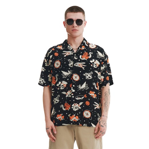 Cropp - Czarna koszula z nadrukiem all over - Czarny Cropp XL Cropp