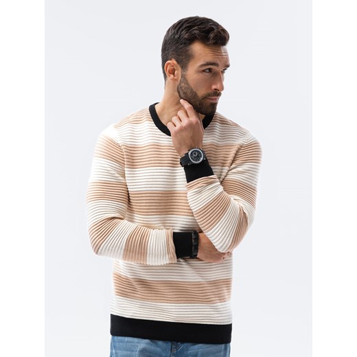 Sweter męski w paski - beżowy V8 E189 ze sklepu ombre w kategorii Swetry męskie - zdjęcie 159248861