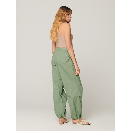 Sinsay - Spodnie parachute - Zielony Sinsay M Sinsay