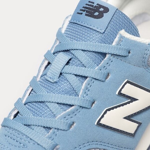 Buty sportowe damskie New Balance wiązane 