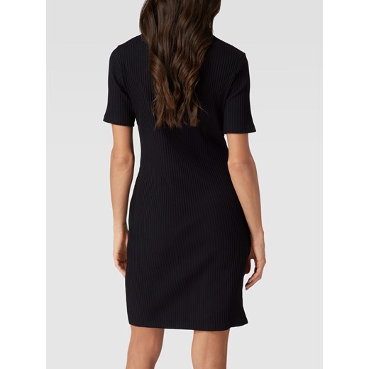 Sukienka Hugo Boss mini casual z okrągłym dekoltem czarna dopasowana